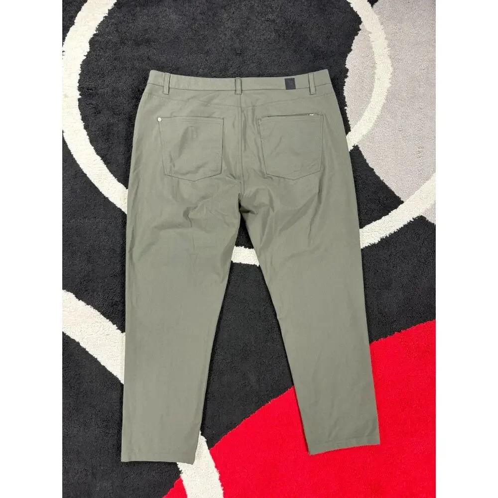 Vuori Pants Mens 38x28 Green Meta Stretch Performance Athletic Travel Golf
